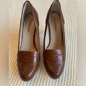 Womens Adrienne Vittadini Classic Brown High Heels Size 8